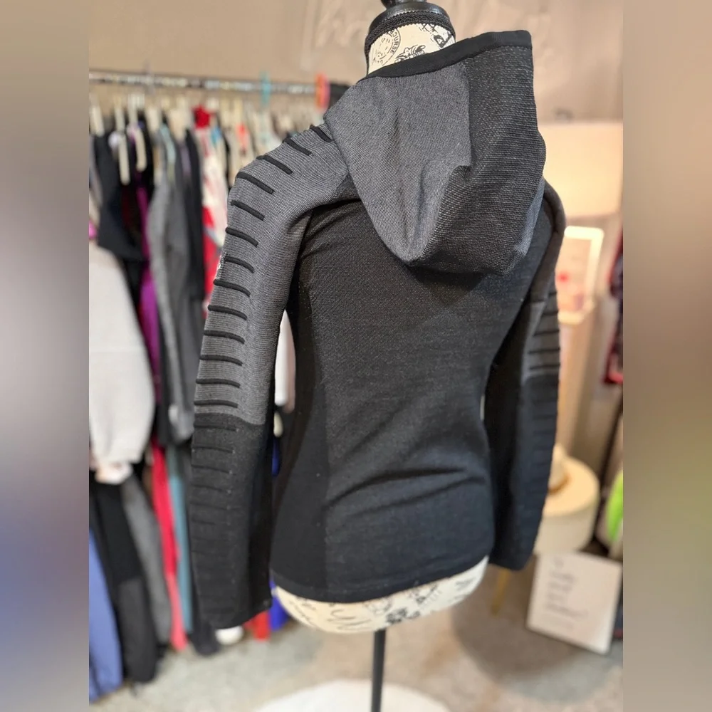 NWT Smartwool Women's Intraknit Merino Wool Fleece Full Zip Hoodie (Regular Fit) - Picture 13 of 13